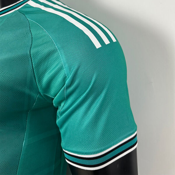 Liverpool  2526 season third away player version jersey - Image 4